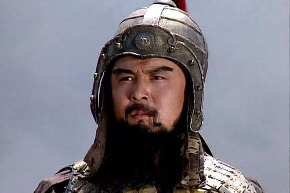 水煮三国：吕布围攻小沛 张辽碰到关羽为何退走